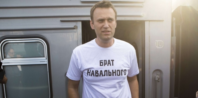 Russie : Navalny arrêté et condamné, accusé de détournement