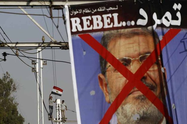 Egypte : l’armée s’invite dans le conflit, Morsi sur un siège éjectable
