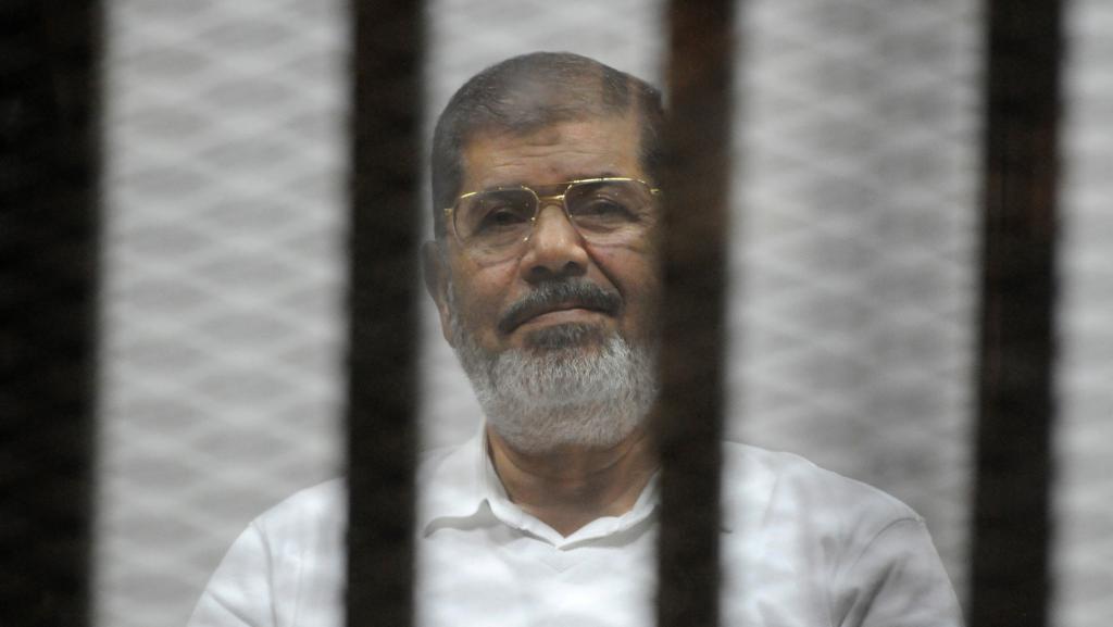 Egypte : l’ONG HRW critique le procès de Mohamed Morsi