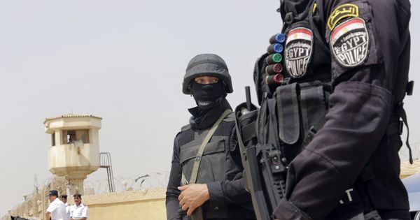 Egypte : 14 policiers condamnés pour torture à mort