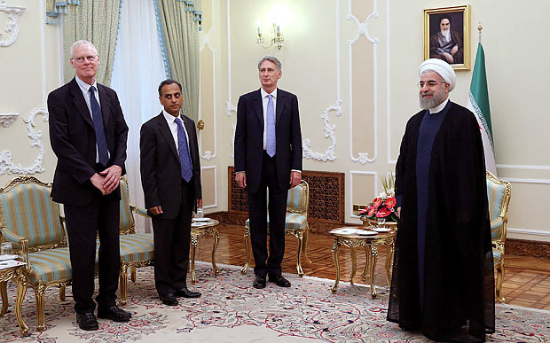 Iran : le chef de la diplomatie britannique plaide pour le lancement immédiat des négociations commerciales