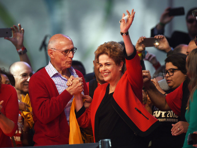 Brésil : Présence remarquée de Dilma Roussef aux meetings du le 1er mai