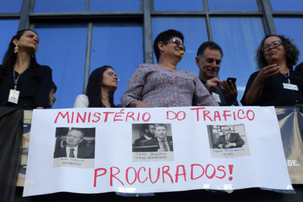 Brésil-Petrobras: D’importantes figures politiques dans le viseur de la justice