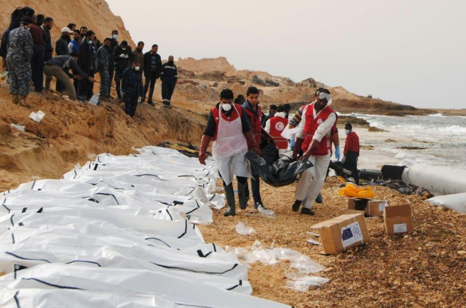 Récupération de 74 dépouilles de migrants sur la plage libyenne de Harcha