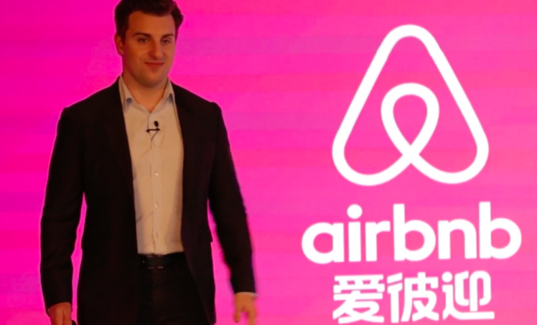 Chine : La plateforme américaine de réservation en ligne Airbnb passe à l’attaque