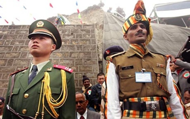 Épreuve de force entre les armées chinoise et indienne
