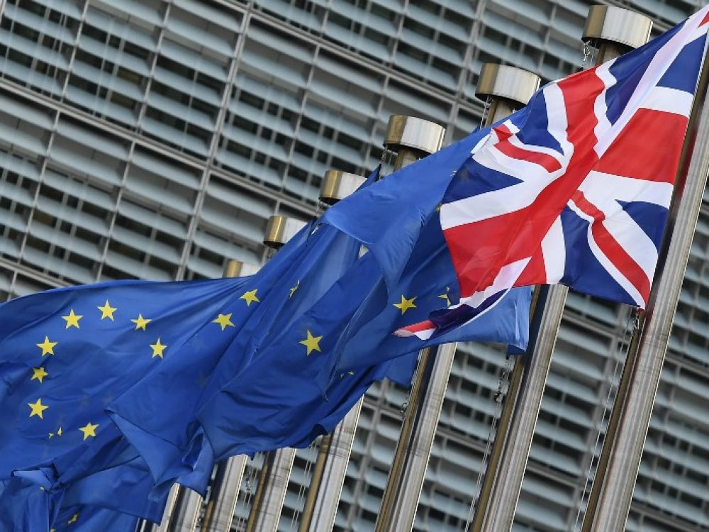 Brexit : Les députés britanniques exigent une renégociation de l’accord avec Bruxelles