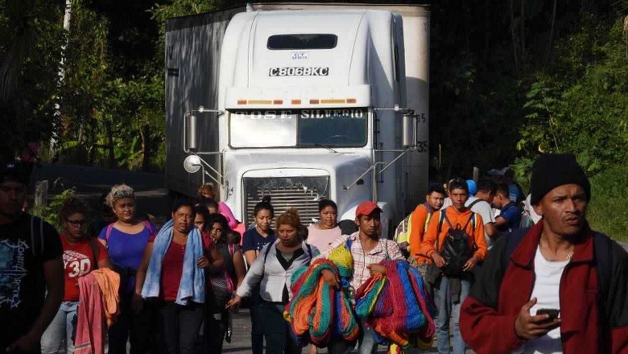 Un millier de migrants honduriens se dirigent vers les Etats-Unis