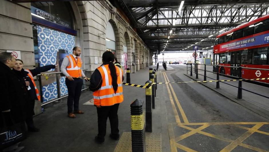 Ouverture d’une enquête après la découverte de trois engins explosifs à Londres