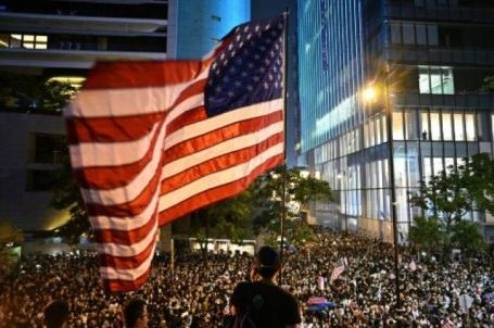 Colère de la Chine après un vote des parlementaires américains sur Hong Kong