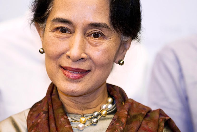 Rohingyas: Aung San Suu Kyi va défendre la Birmanie devant l’ONU contre la Gambie