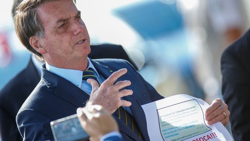 Brésil : Bolsonaro nomme un nouveau patron des forces de l’ordre