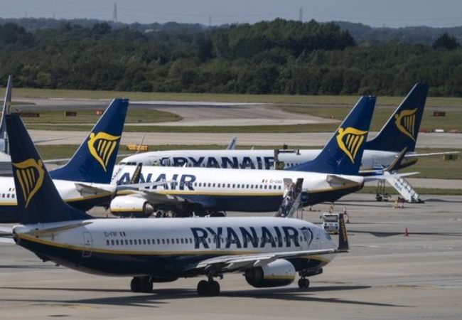 Transport aérien : Ryanair porte plainte contre le sauvetage de la compagnie portugaise TAP