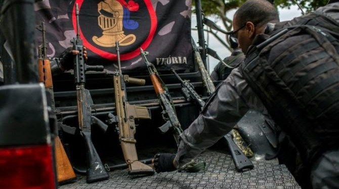 Brésil : La libération de l’accès de la population civile aux armes