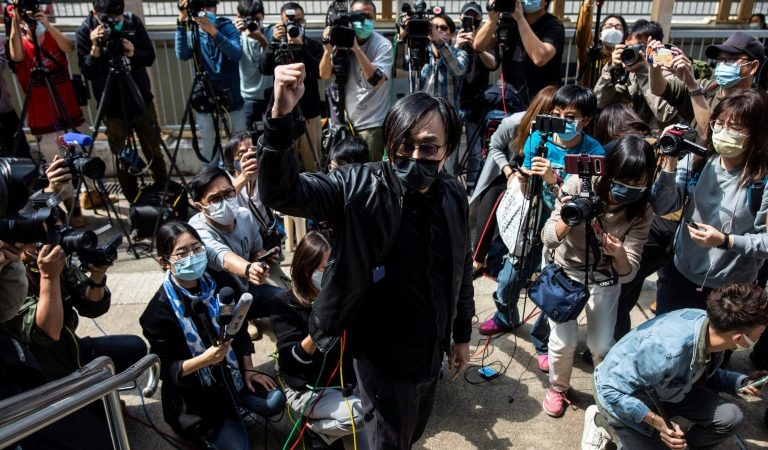 Hong Kong : Inculpation de près d’une cinquantaine de militants pro-démocratie pour « subversion »