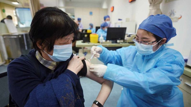 La Chine ouvre ses frontières aux personnes ayant reçu un vaccin chinois contre le Covid-19