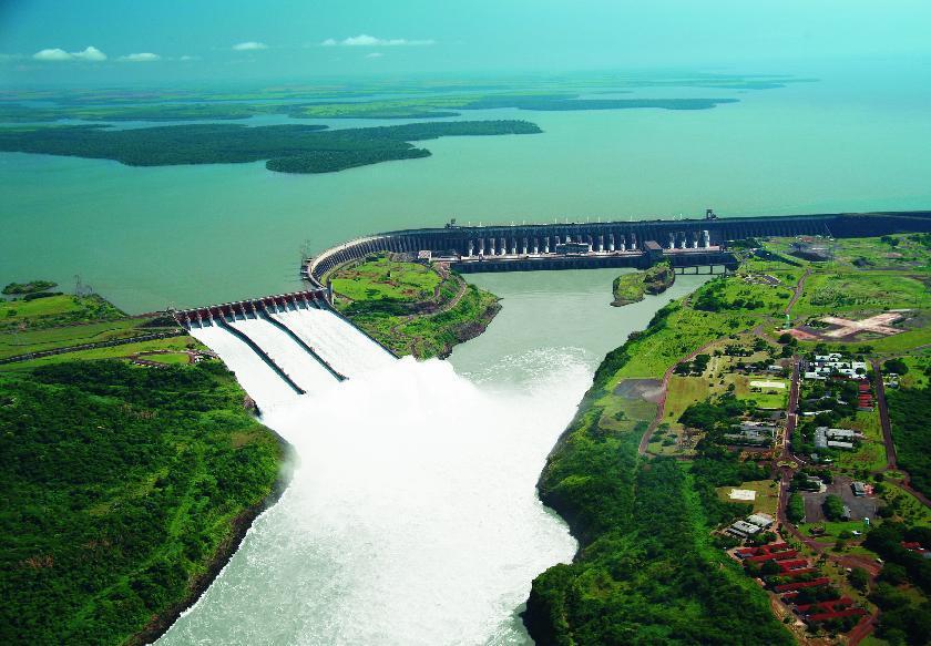 Argentine: La crise de l’eau sur des barrages hydroélectriques et des centrales thermoélectriques et nucléaires