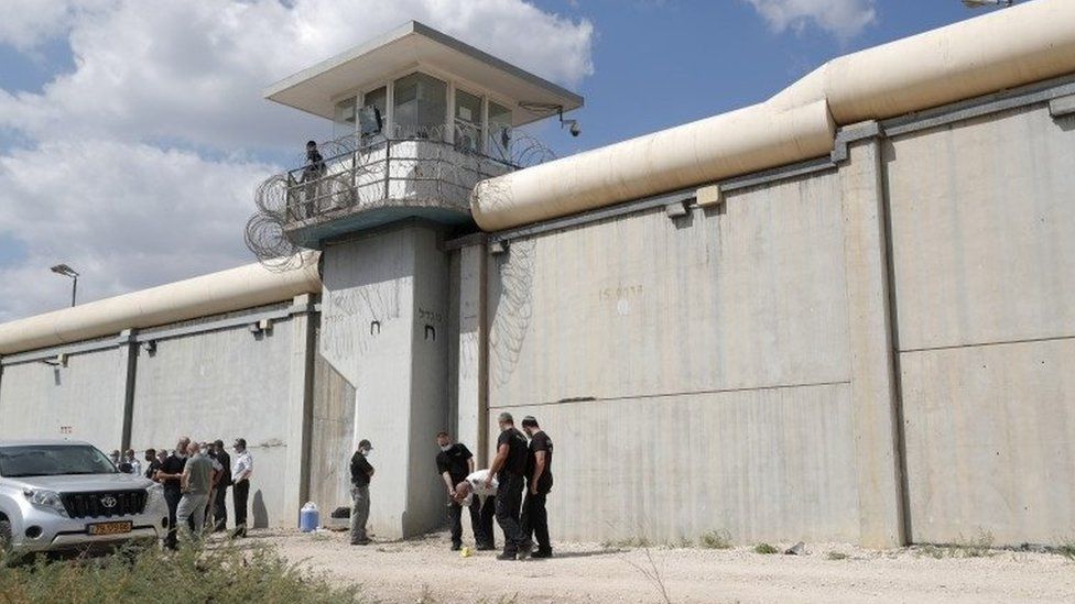 Israël : Chasse à l’homme après l’évasion de six Palestiniens d’une prison de haute sécurité