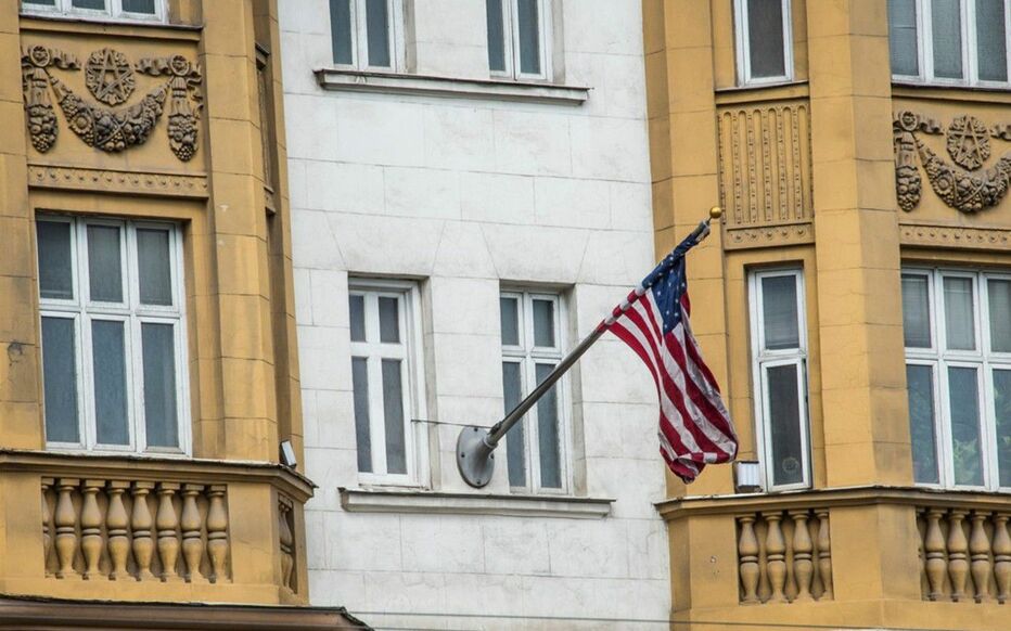 Les citoyens russes désormais contraints d’aller à Varsovie pour obtenir un visa américain
