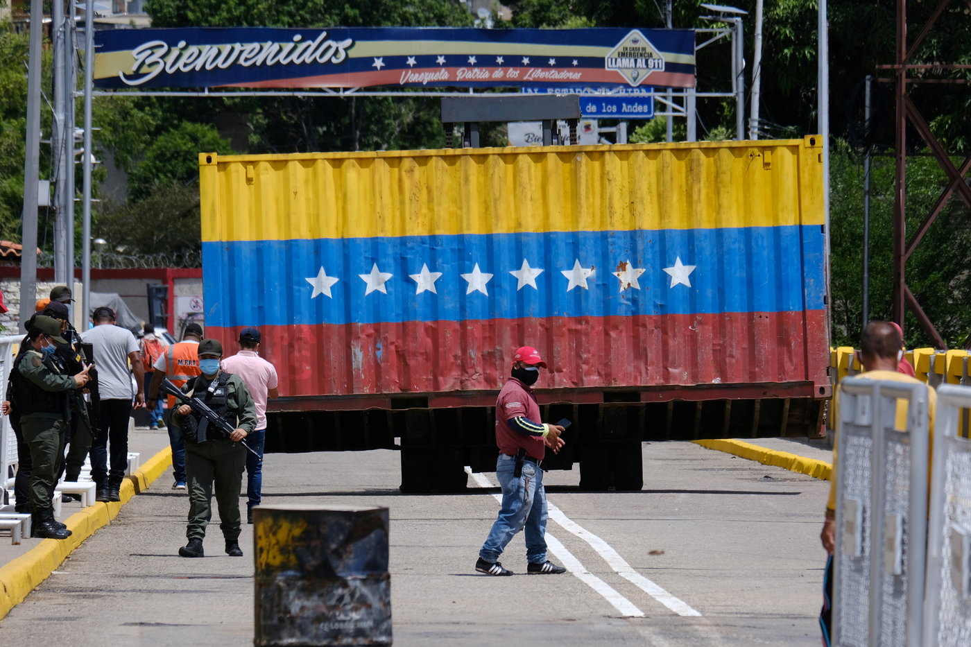 Le Venezuela annonce la réouverture de sa frontière avec la Colombie