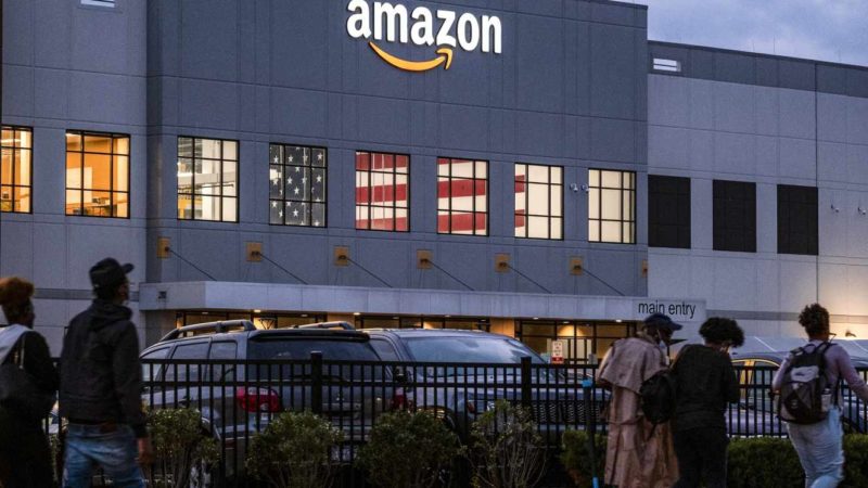Etats-Unis : Amazon remet en cause la création de son premier syndicat