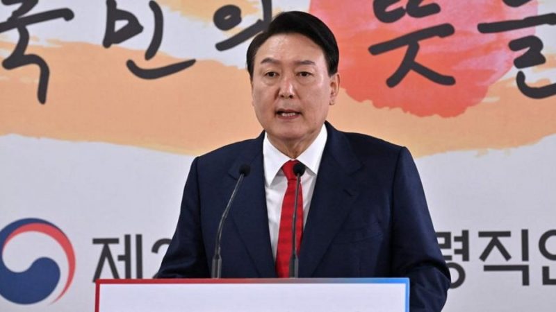 Le nouveau président sud-coréen agite le bâton et la carotte face à la Corée du Nord