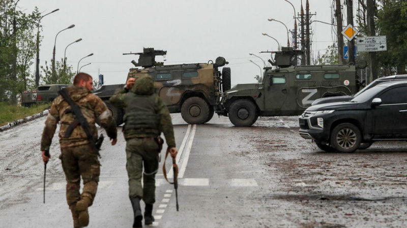 Guerre en Ukraine : les forces russes accentuent leur pression dans le Donbass