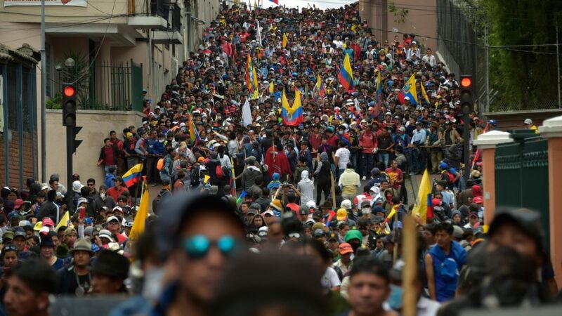 L’Equateur : Menaces de destitution contre le président Guillermo Lasso