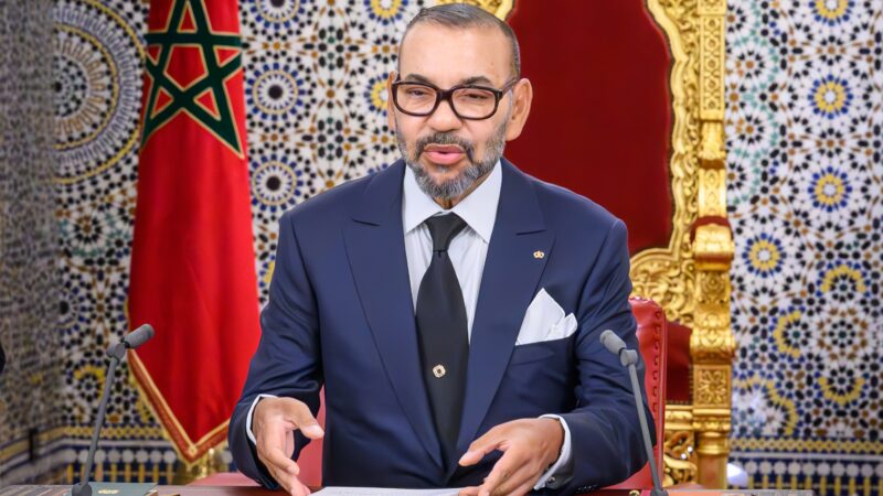 Maroc: Le Roi Mohammed VI souligne le sérieux, le travail et la confiance comme valeurs constantes qui font la force du Royaume
