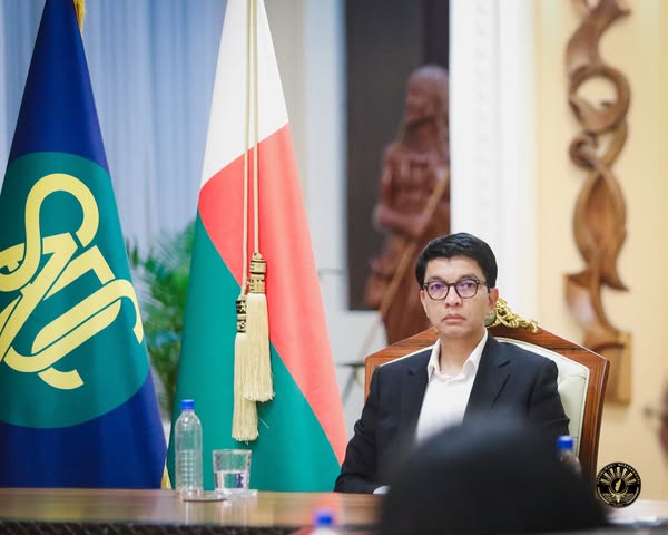 Madagascar-Manifestations : Le président Andry Rajoelina admet la nécessité d’un «changement profond» dans le pays