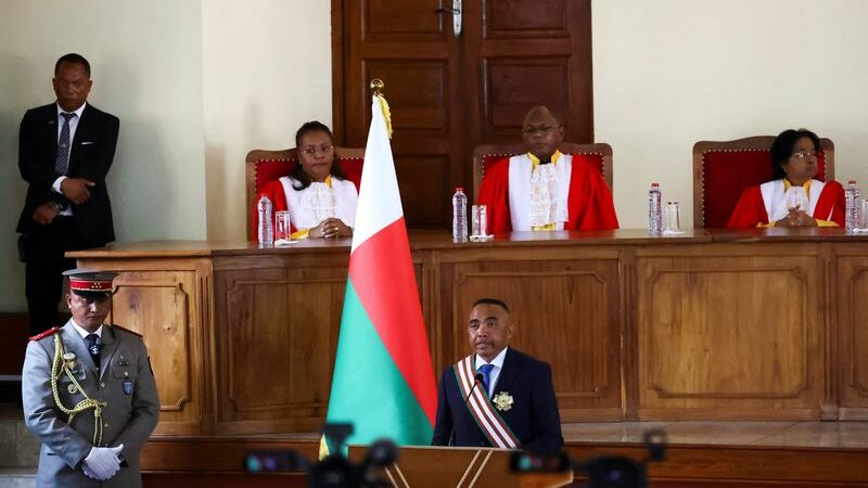 L’UA, la SADC et la France continuent de réagir au changement de pouvoir à Madagascar