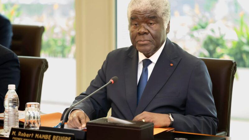 Côte d&rsquo;Ivoire : Robert Beugré Mambé maintenu à son poste et invité à former le 1er gouvernement du 4è mandat d&rsquo;Alassane Ouattara
