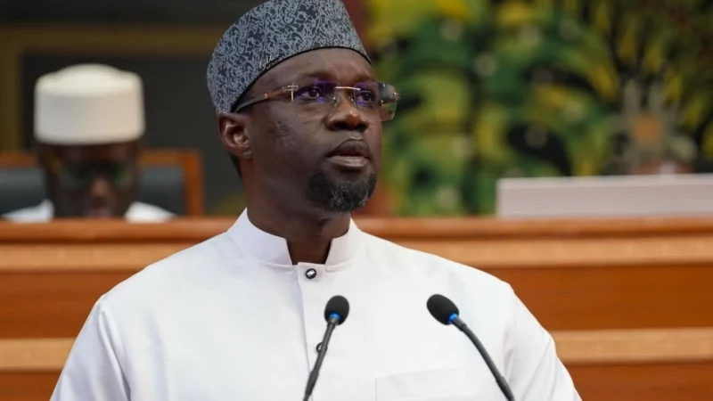L’Assemblée nationale du Sénégal adopte un projet de loi balisant la voie à la candidature de Sonko à la présidentielle 2029