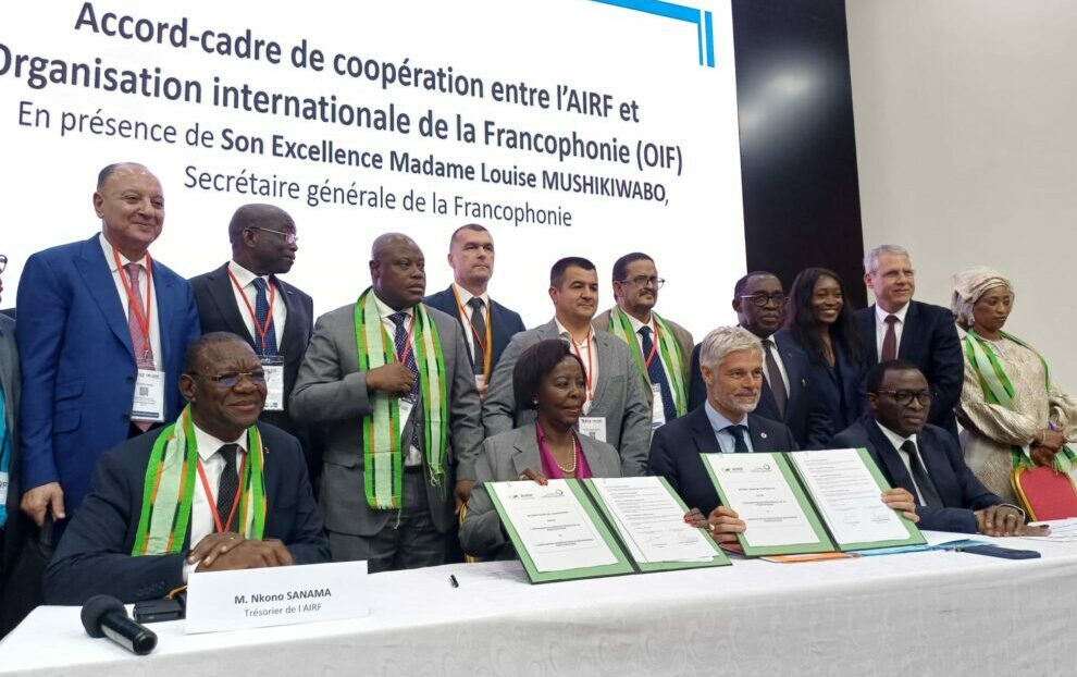 L’OIF et l’Association internationale des Régions francophones scellent un nouvel accord de coopération et de partenariat