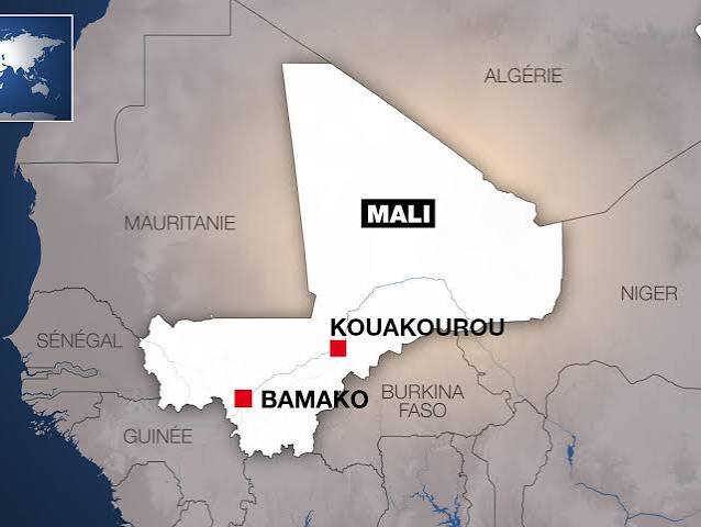Mali : Des milliers de déplacés vivent dans la précarité après leur fuite de Kouakourou